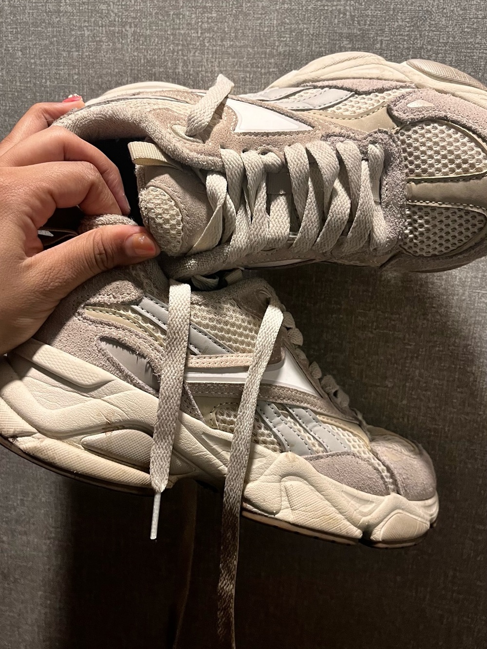Women’s Chunky Lace-Up Sneakers in Light Beige